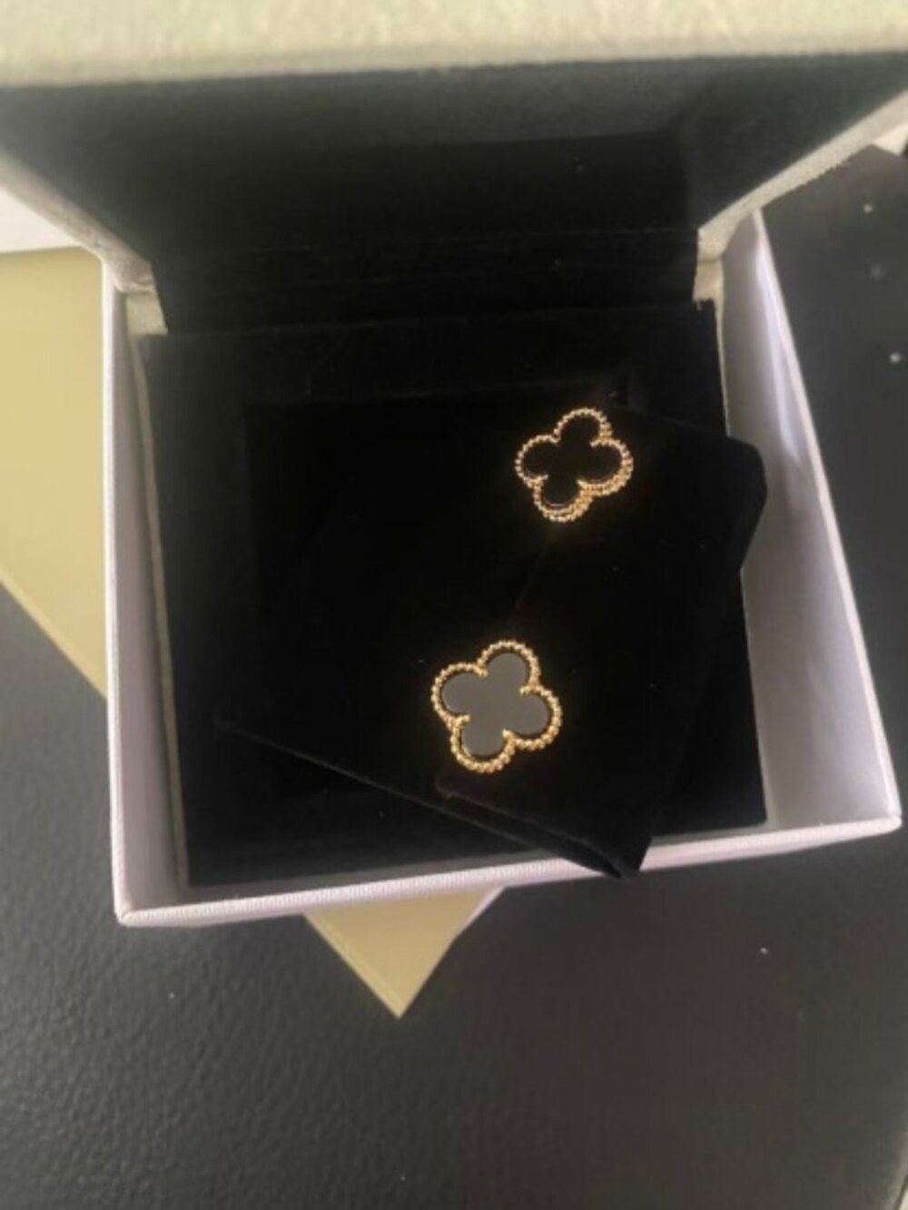 Van Cleef & Arpels Black Earrings